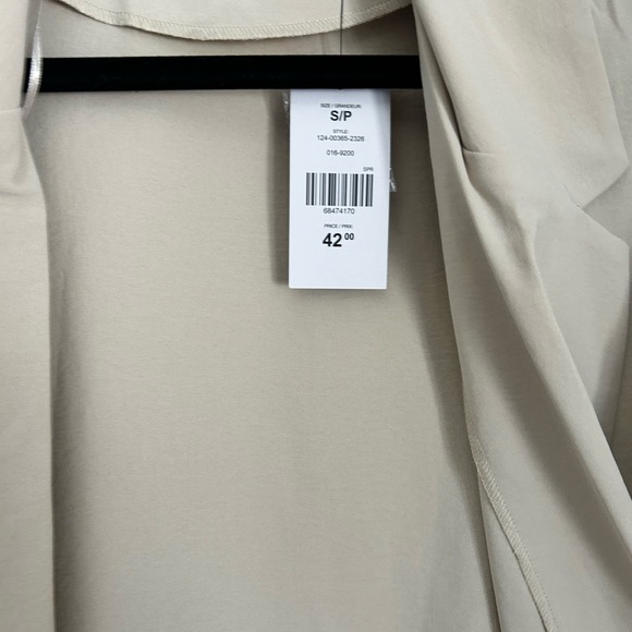 🆕 DYNAMITE Lightweight Blazer - Picture 2 of 3